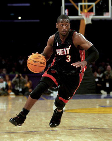 意甲：维罗纳VS亚特兰大,足球推荐内附比赛解析扫盘预测（意甲 ｜ 维罗纳VS亚特兰大： 赛前解析与盘口走势推荐）