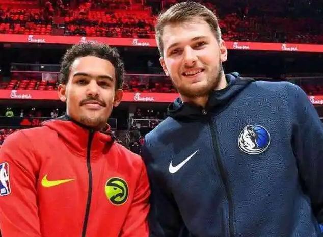 点射得分，凯文-迪克斯成为历史首位在德甲进球的印尼球员（凯文-迪克斯点球破门，成为德甲史上首位进球的印尼球员）